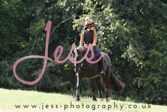 JES_8812