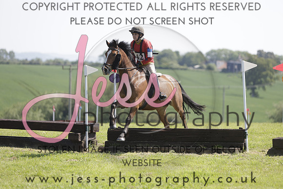 _J1_1051
