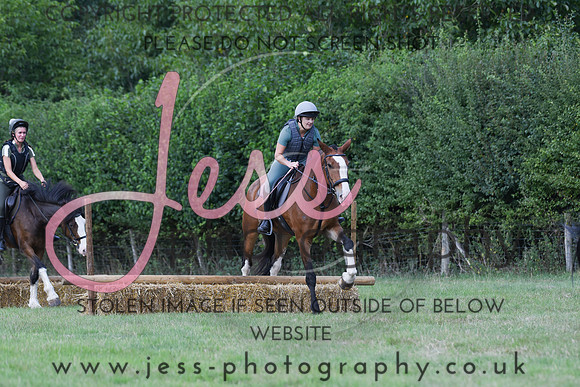 JES_8726