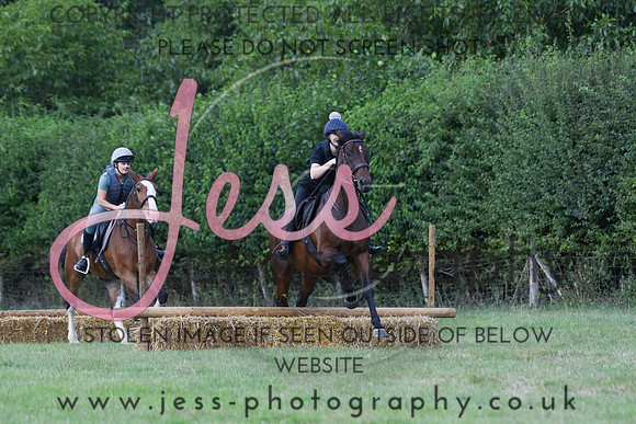 JES_8723